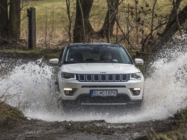 Jeep Compass 1.4 MultiAir AWD 9AT