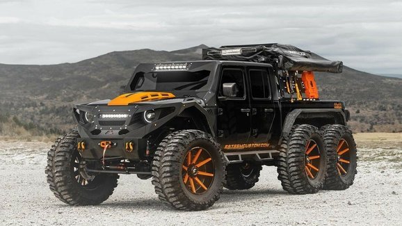 Tento Gladiator 6x6 je možná nejbláznivější Jeep na světě