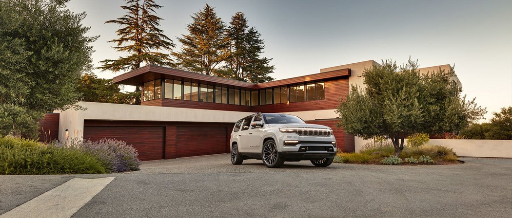 Jeep Grand Wagoneer Concept