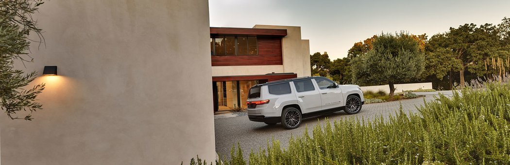 Jeep Grand Wagoneer Concept