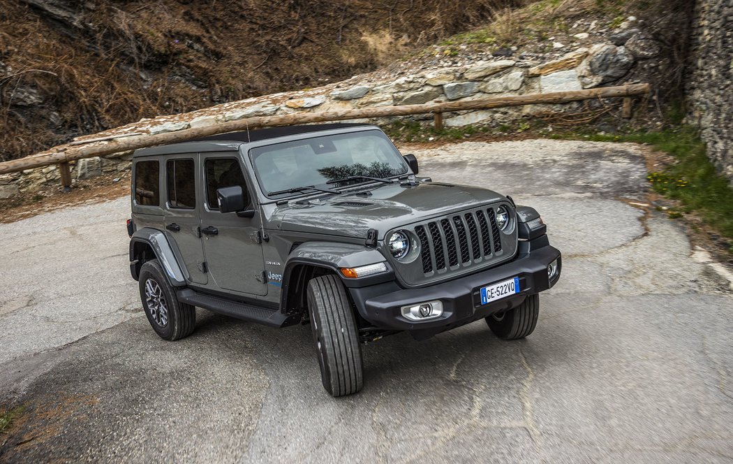 Jeep Wrangler 4xe Sahara