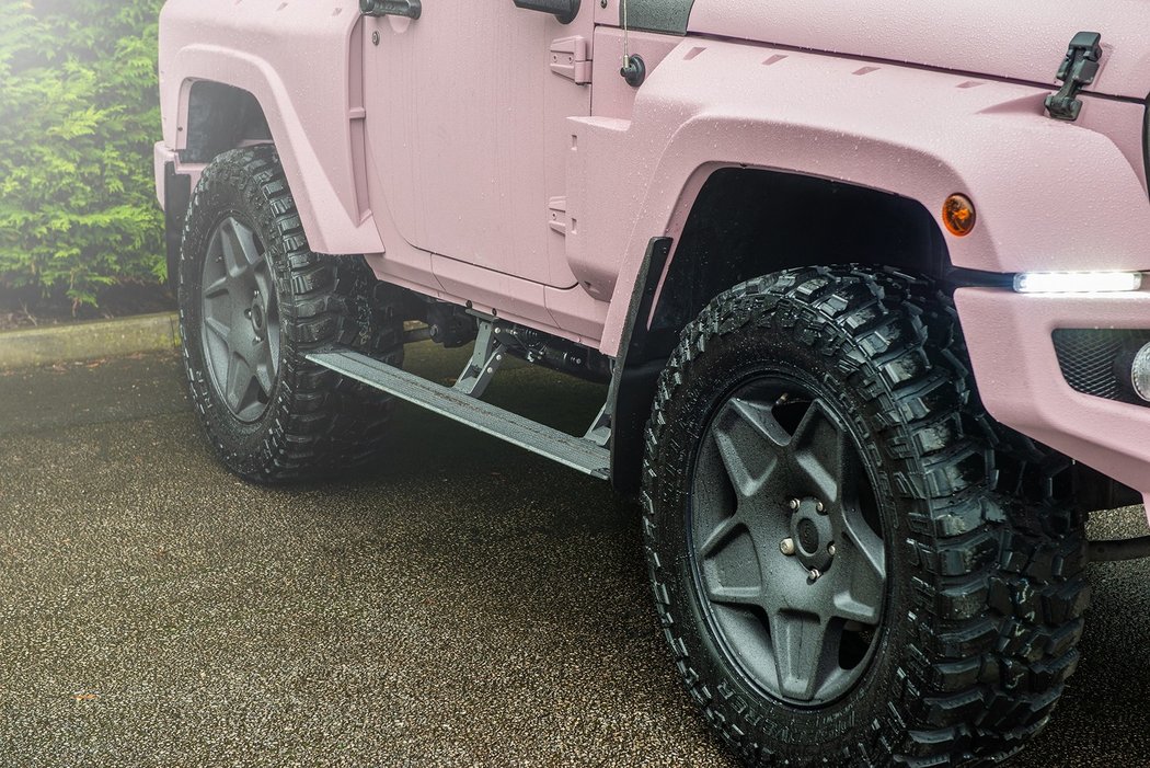 Jeep Wrangler Sahara - Black Hawk Expedition