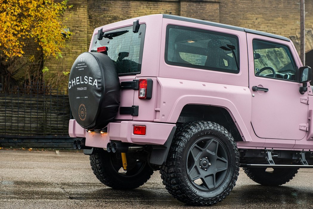 Jeep Wrangler Sahara - Black Hawk Expedition