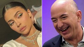 Nejbohatší na světě je zakladatel a ředitel internetového obchodu Amazon.com Jeff Bezos.