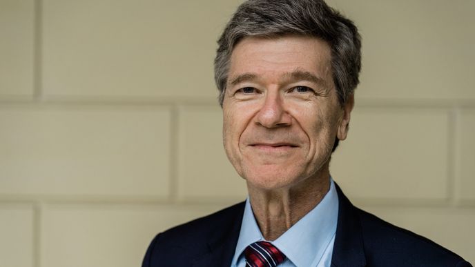 Američan Jeffrey Sachs patří k nejuznávanějším ekonomům světa.