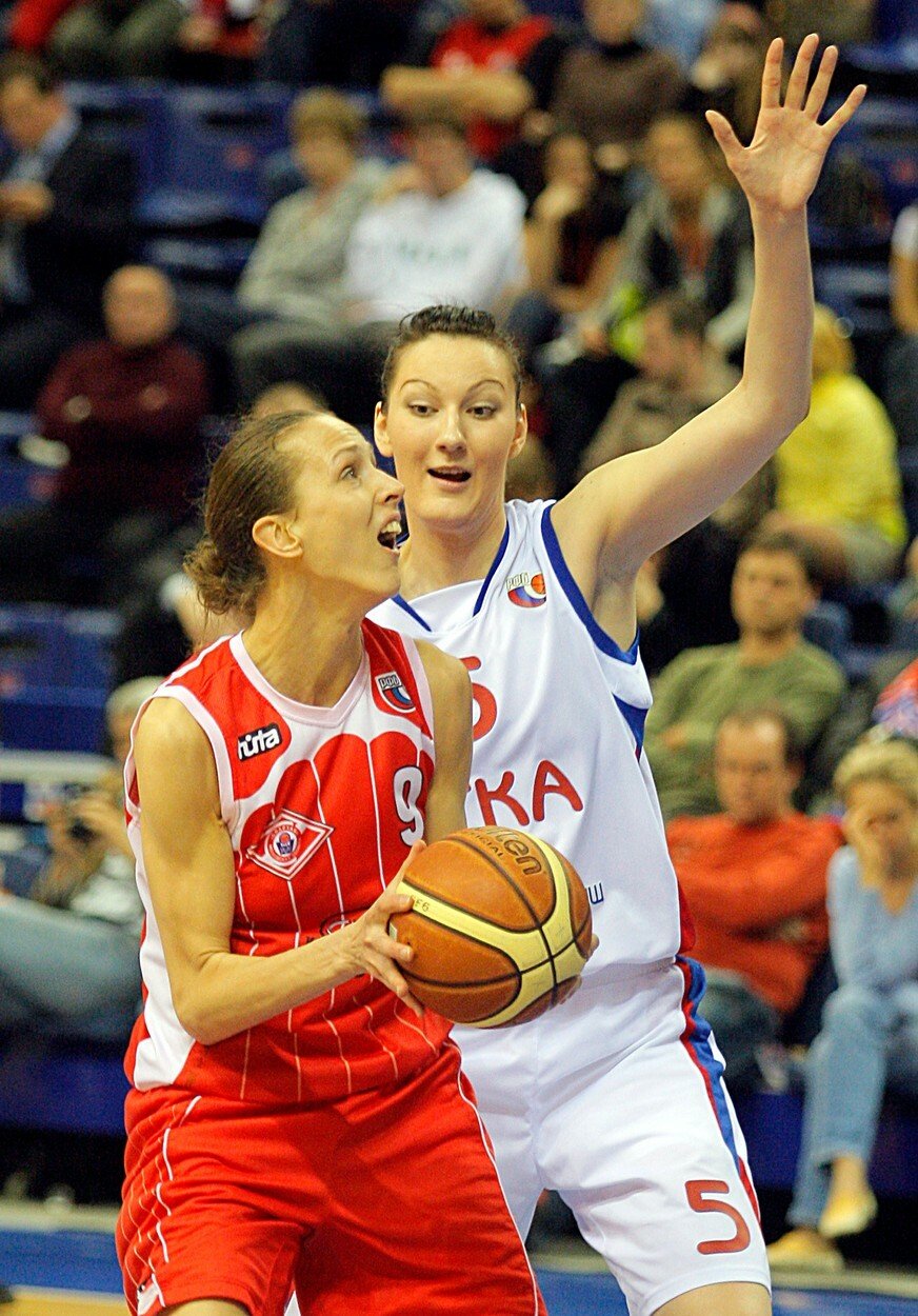 Katka hrála basketbal