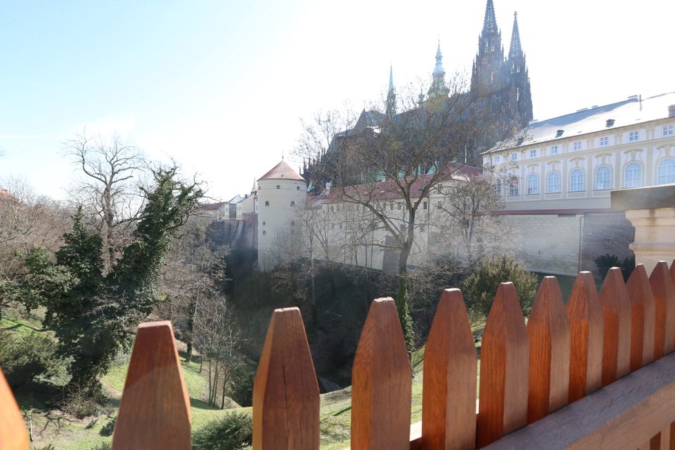 Pohled na Jelení příkop na Pražském hradě