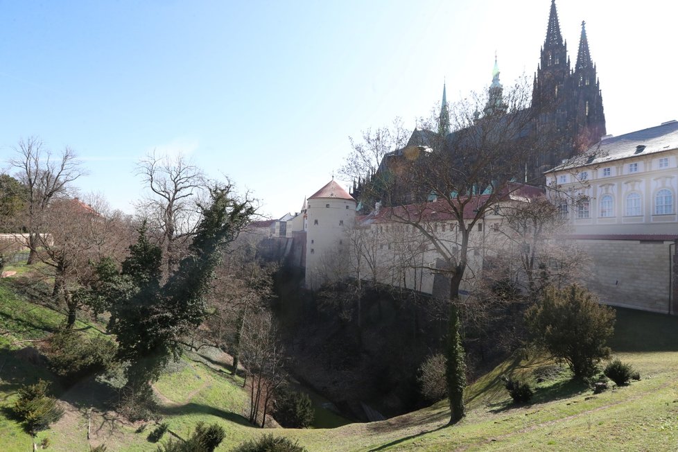 Horní část jeleního příkopu na Pražském hradě