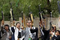 Jemen zahájil ofenzivu: Zemřeli vůdci al-Káidy a přes 800 teroristů