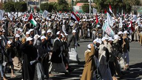 Jemenští povstalci podporují Palestince (prosinec 2023)