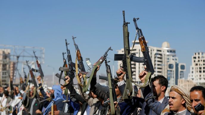 Hútíjští povstalci během setkání v metropoli San&#39;á