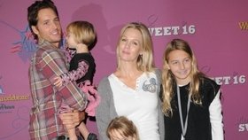 Jennie Garth svému manželovi porodila už 3 dcery