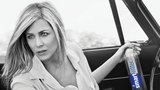 V jednoduchosti je krása: Jennifer Aniston v reklamě září