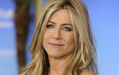 Aniston se nechala potetovat: Co znamená jméno Norman?