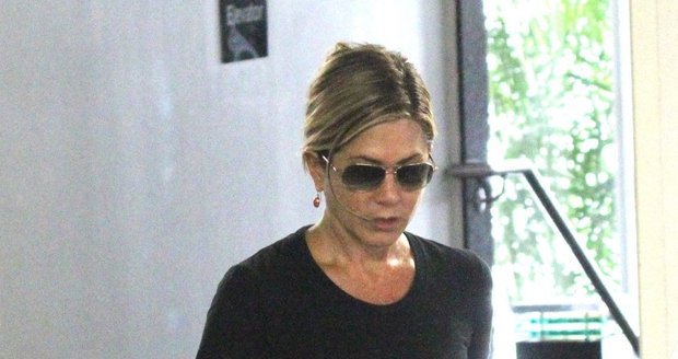 Aniston se svou matkou Nancy neměla vždy dobré vztahy