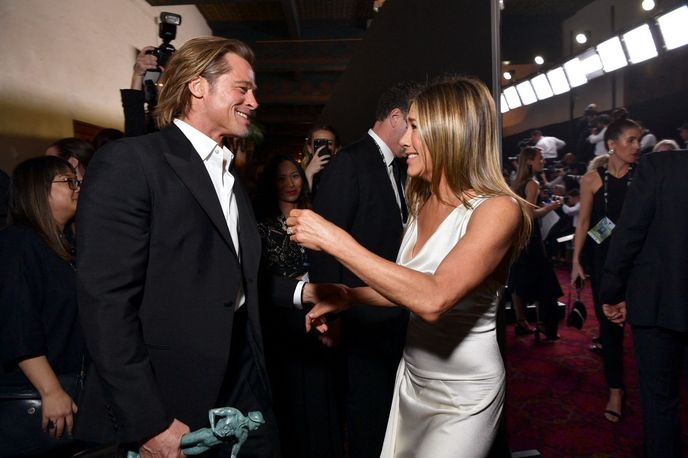 Bývalí manželé Brad Pitt a Jennifer Aniston na SAG Awards v roce 2020