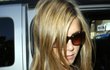 Herečka Jennifer Aniston se za svá prsa nemusí stydět