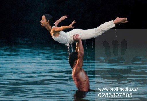 Jennifer Grey a Patrick Swayze v kultovním filmu Hříšný tanec