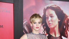 Jennifer Lawrence hraje ve filmu Hunger games. Druhý díl právě vstupuje do kin.