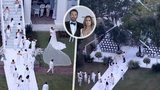 Třídenní veselka Jennifer Lopezové a Bena Afflecka: Šestimetrová vlečka a sídlo za 220 milionů!