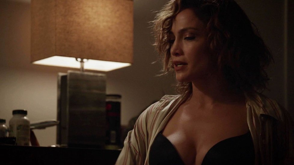 Polonahá Jennifer Lopezová v seriálu Shades of Blue.