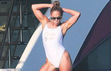 Zpěvačka Jennifer Lopezová (50): Navždy mladá!