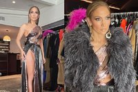 Jennifer Lopez řádila: S rozparkem skoro až po pupík!