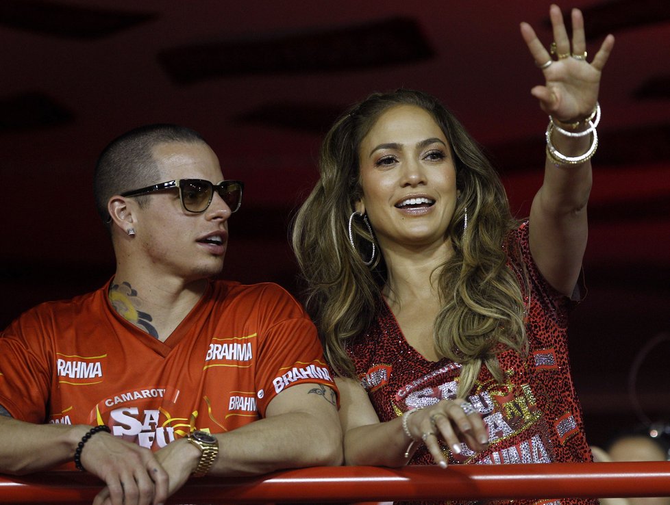 Jennifer Lopez si po rozchodu s Marcem Anthonym našla mladého milence, svého tanečníka Caspera Smarta