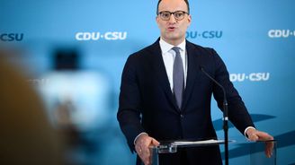 Kázal vodu, pil víno. Politické pokrytectví srazilo jednoho z nejmocnějších Němců Kázal vodu, pil víno. Politické pokrytectví srazilo jednoho z nejmocnějších Němců