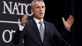 Stoltenberg bude šéfem NATO další tři roky