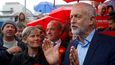 Krach jednání s vládou labouristy zřejmě nepřekvapil. Šéf strany Jeremy Corbyn se již aktivně zapojuje do kampaně strany před eurovolbami