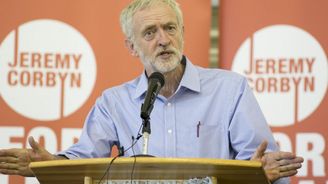 Labouristy povede Jeremy Corbyn, který hlasoval proti vstupu do EU