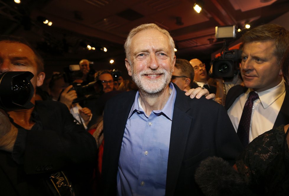 Lídr opozičních labouristů Jeremy Corbyn