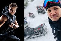 Hawkeye z Avengers Jeremy Renner (51) měl nehodu při odklízení sněhu: Je v kritickém stavu v nemocnici!