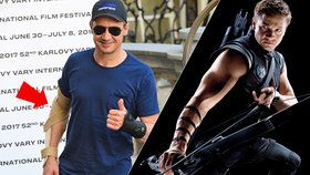 Jeremy Renner známý z Avengers přiletěl do Varů zraněný.