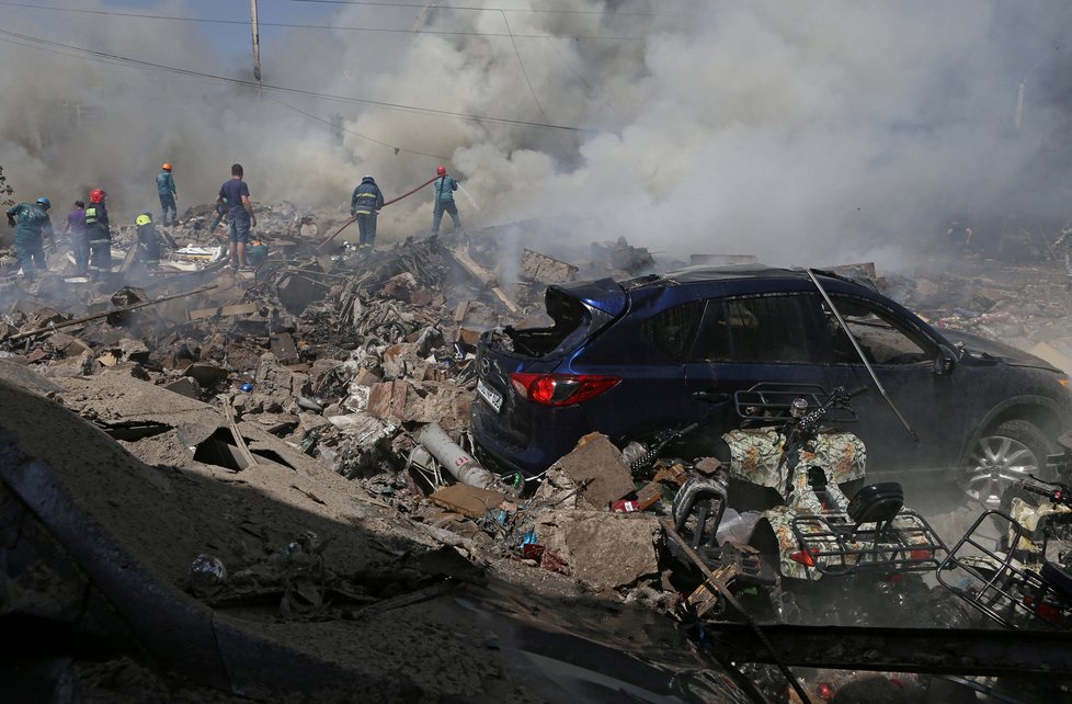 Exploze skladu obchodního centra v arménském Jerevanu