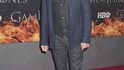 Britský herec Jerome Flynn, ve světě Hry o trůny známý jako Bronn z Černovody, na newyorské premiéře poslední řady