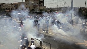 Nepokoje v Jeruzalémě vyvolaly detektory kovů při vstupu na Chrámovou horu.