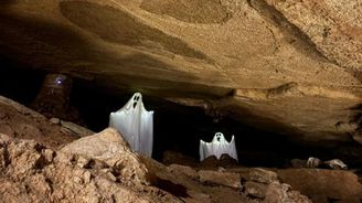 Do Koněprus vtrhnou o podzimních prázdninách strašidla. Javoříčské jeskyně chystají kouzelnou prohlídku Do Koněprus vtrhnou o podzimních prázdninách strašidla. Javoříčské jeskyně chystají kouzelnou prohlídku