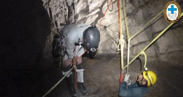 Jeskyňáři skončili uvěznění v jeskyni, může za to vysoká hladina vody