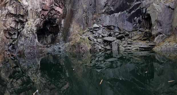 Foto ABC: Nejstrašidelnější jeskyně na světě