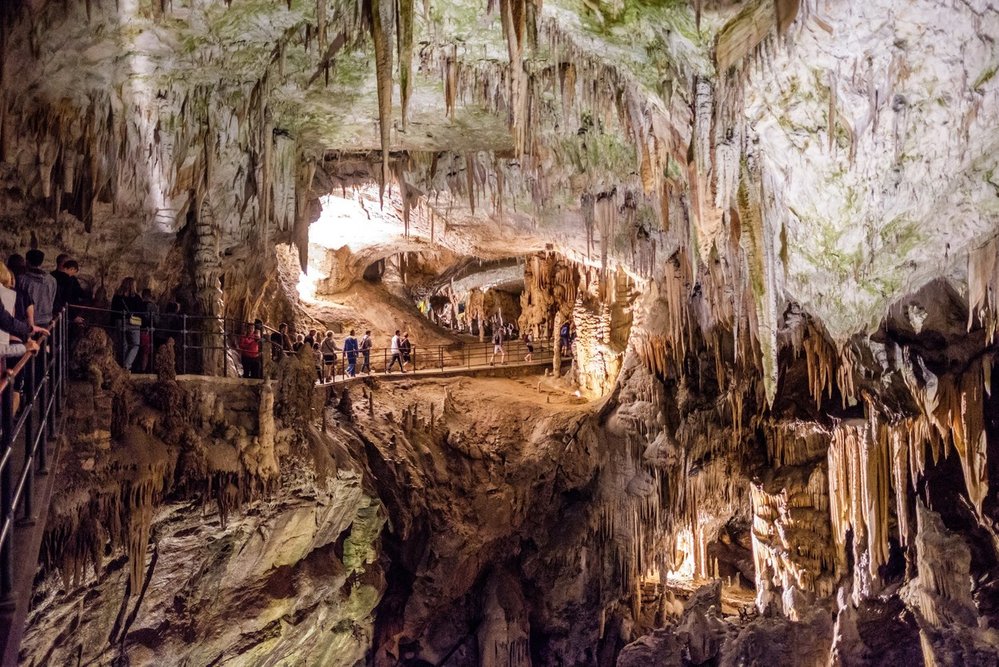 Postojnská jeskyně (Postojnska jama, Slovinsko)