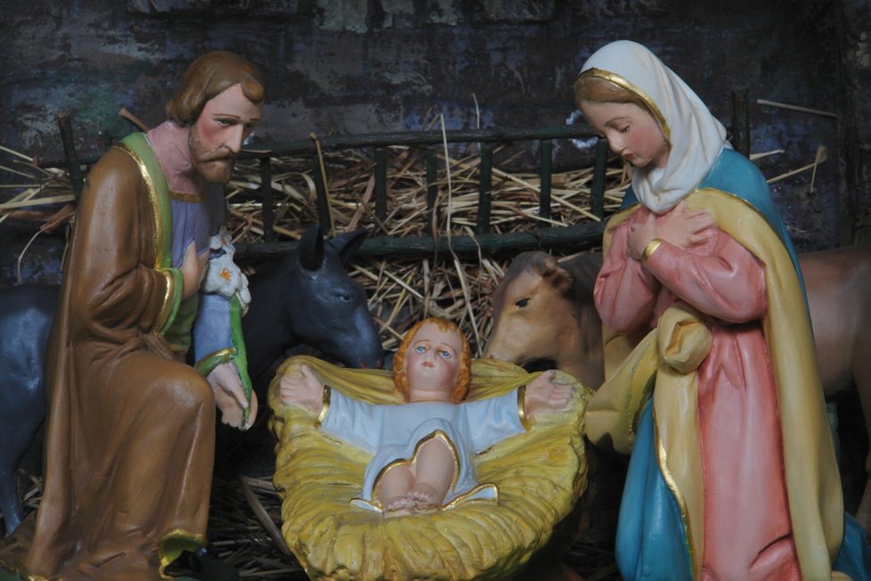 Betlém, ježíšek i půlnoční mše patří k tradicím českých Vánoc