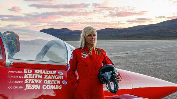 The Fastest Woman On Earth: Upoutávka na dokument o nebojácné Jessi Combs je na světě