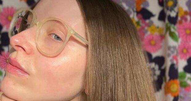Aktris Jessie Cave mendirikan OnlyFans untuk orang-orang yang menyukai rambut. Aktris Jessie Cave mendirikan OnlyFans untuk orang-orang yang menyukai rambut.