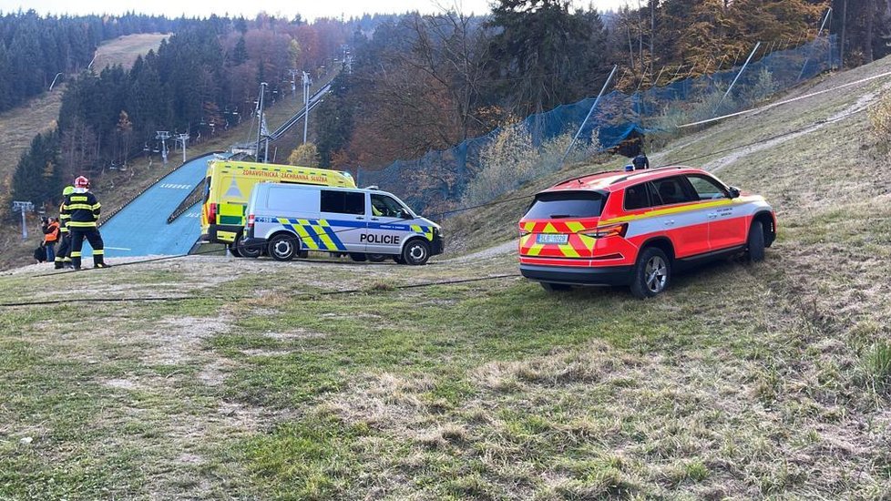 Spadla kabina lanovky na Ještěd, zemřel její strojvedoucí.