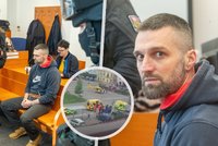 Petr na náměstí v Jevíčku ubodal partnerku desítkami ran! Soud ho poslal do vězení na 17 let