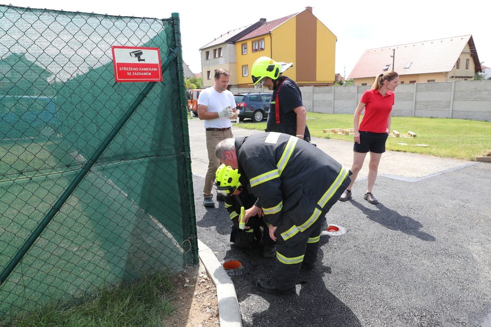 Záchrana ježka v Červeném Újezdě