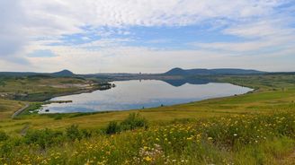 Jezero Most se po dvanácti letech otevřelo veřejnosti. Je hlubší než Orlík