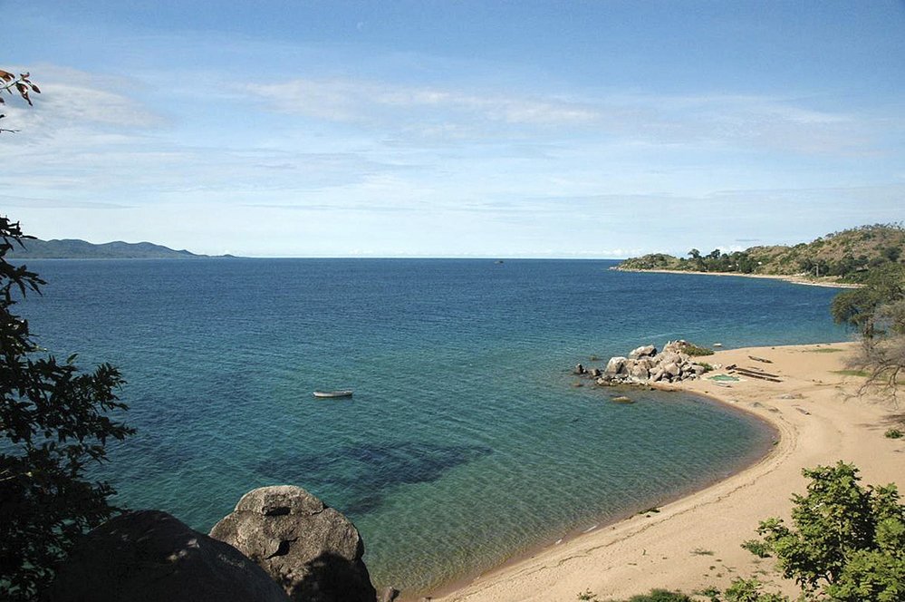 Malawi nebo Njasa je jezero v Africe na hranicích Mosambiku, Tanzanie a Malawi. Nachází se ve zlomové propadlině. Má rozlohu 30 800 km². Dosahuje maximální hloubky 706 m